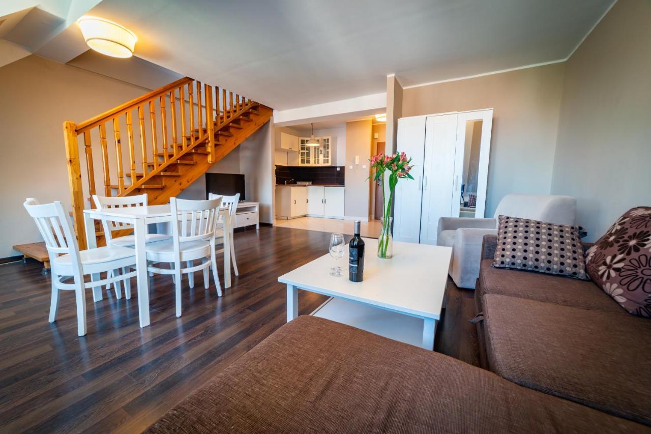 Apartamenty Portowe Mikołajki Екстериор снимка