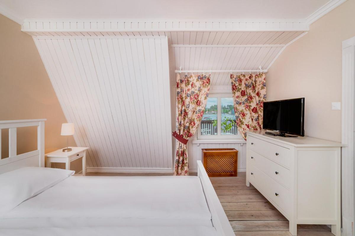 Apartamenty Portowe Mikołajki Екстериор снимка