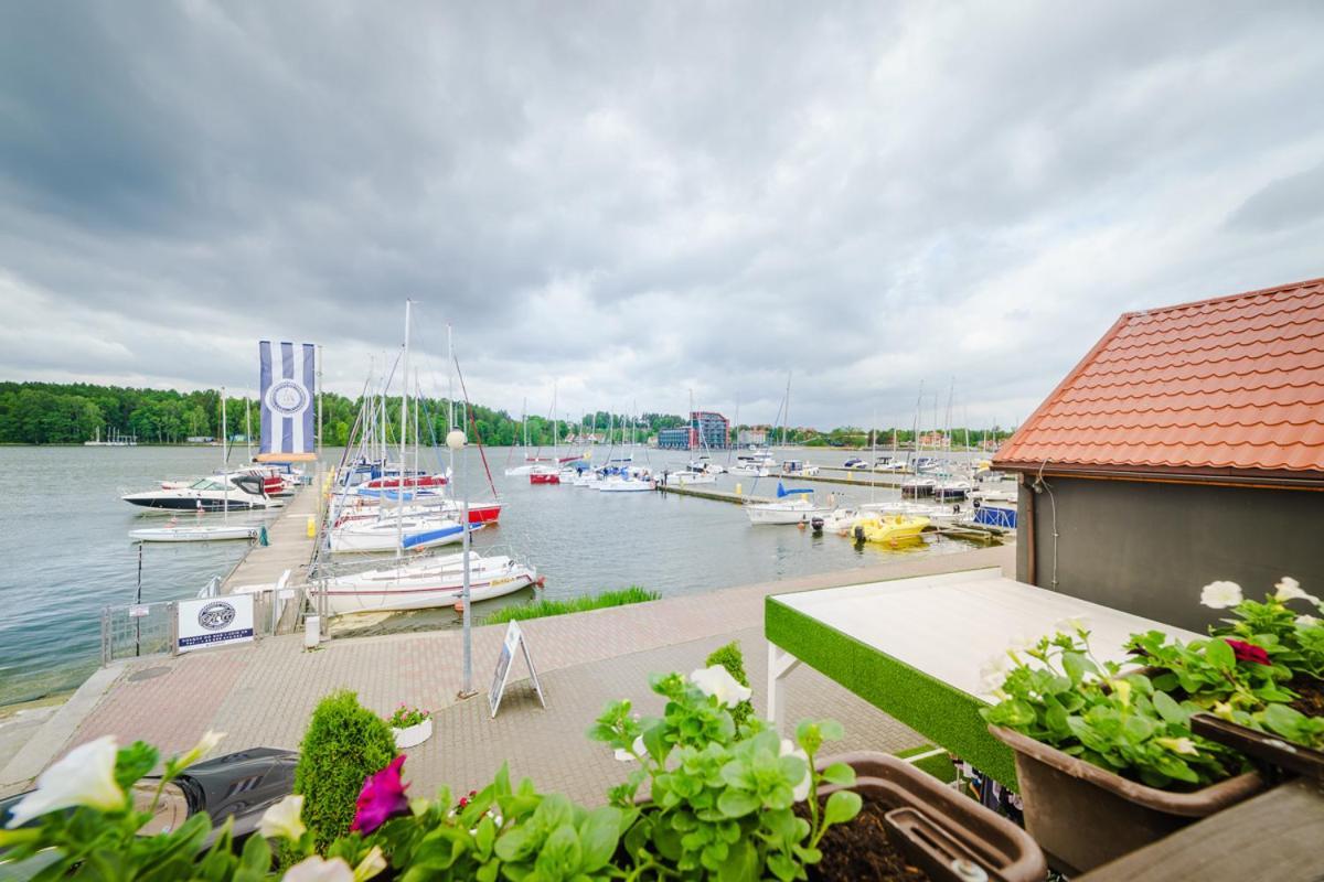 Apartamenty Portowe Mikołajki Екстериор снимка
