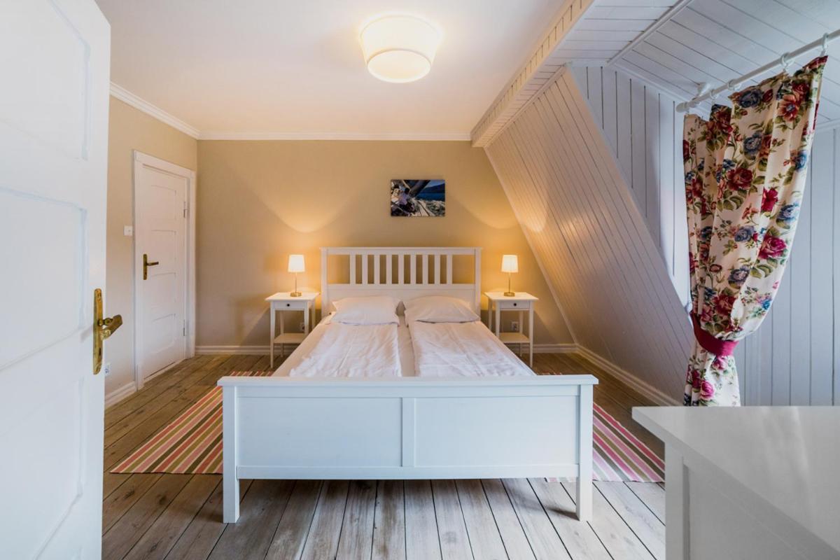 Apartamenty Portowe Mikołajki Екстериор снимка