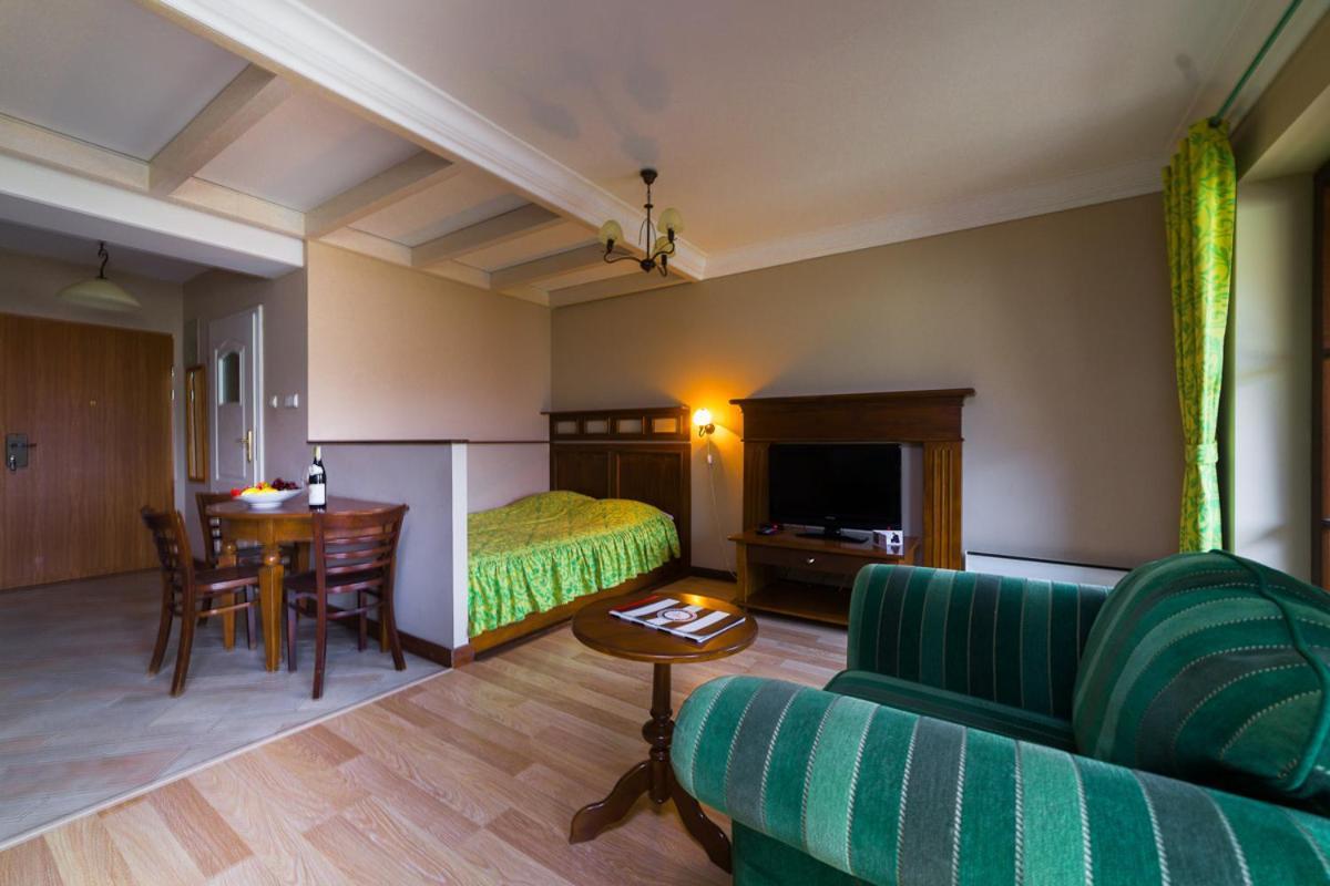 Apartamenty Portowe Mikołajki Екстериор снимка